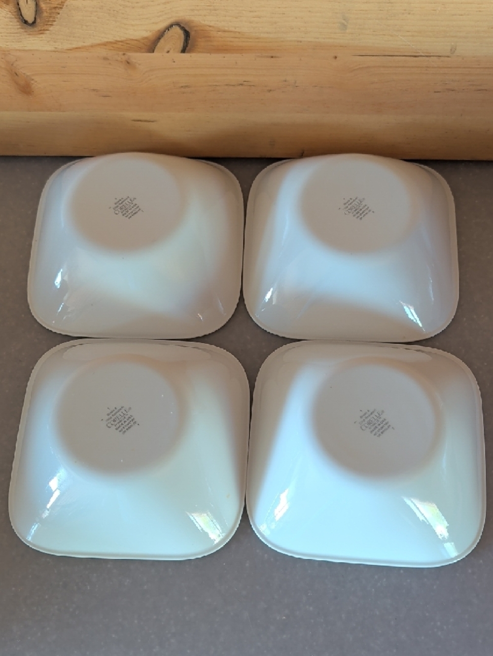 Corelle ,White Ceramic Square Bowls with Olive Green Rim - Set of 4 ๐๐๐ - Picture 6 of 11